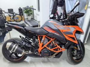二手KTMR2R1290 Super Duke GT