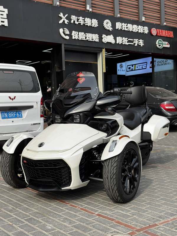 二手庞巴迪Spyder F3 