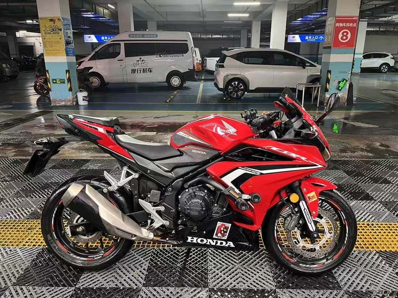 二手本田CBR400R