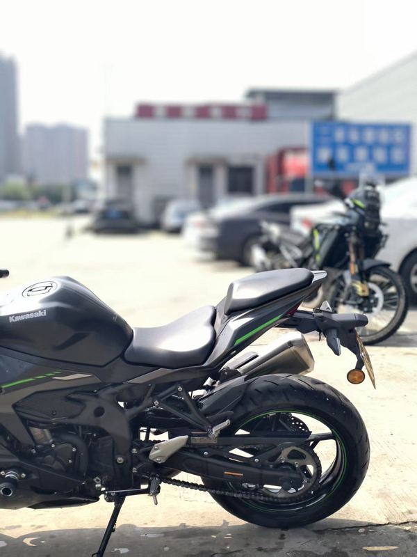 二手川崎ZX-4R