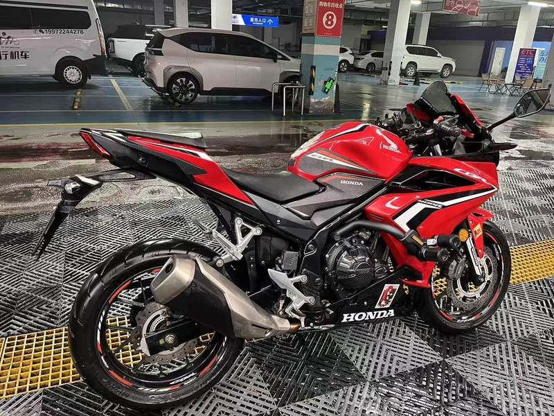 二手本田CBR400R