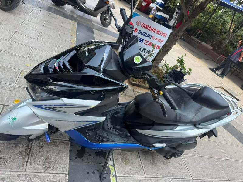 二手金城草蜢 150