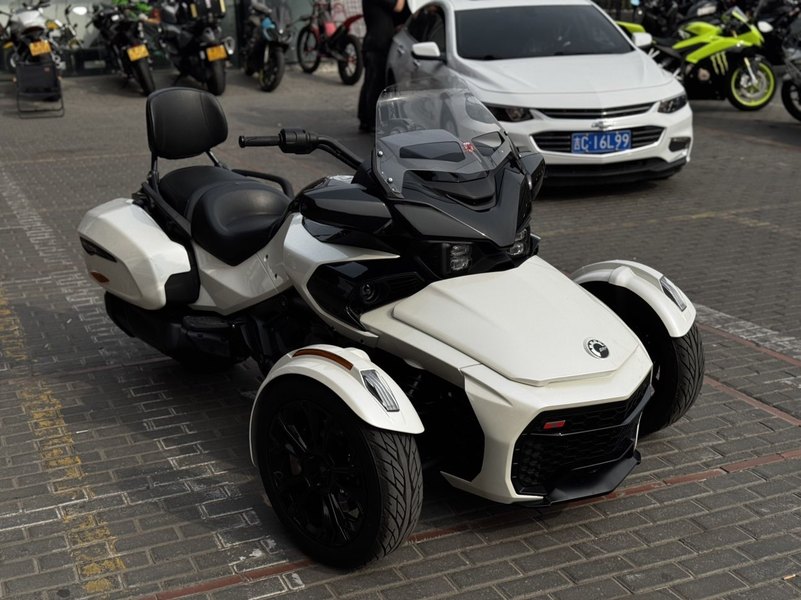 二手庞巴迪Spyder F3 