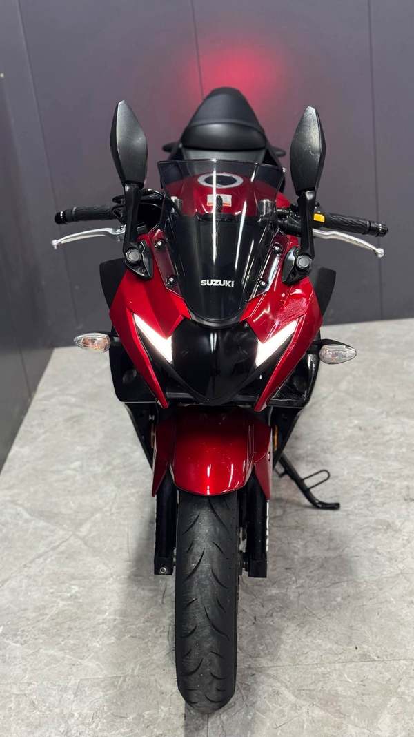 二手豪爵铃木GSX250R
