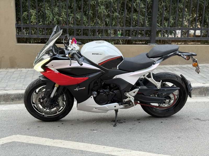 二手贝纳利龙卷风 Tornado 552R