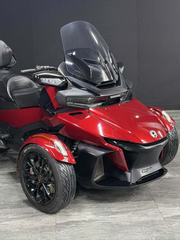 二手庞巴迪Spyder RT