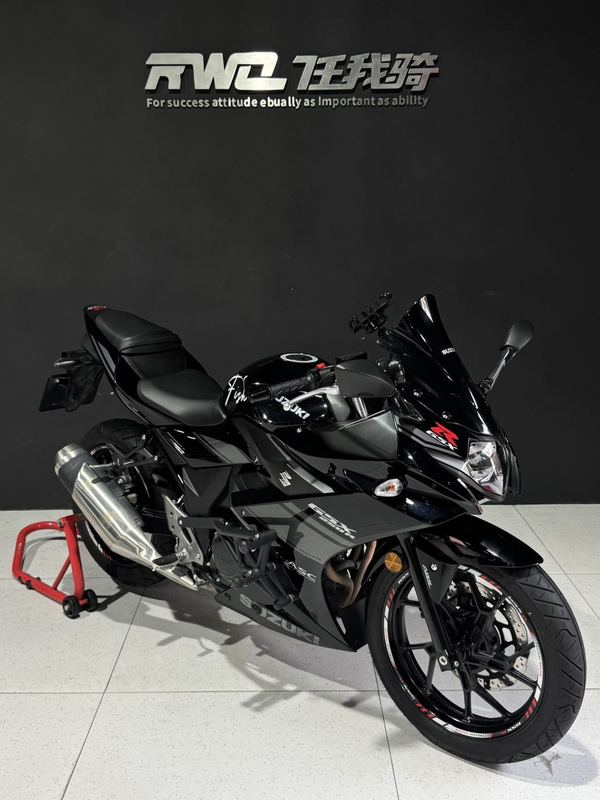 二手豪爵铃木GSX250R