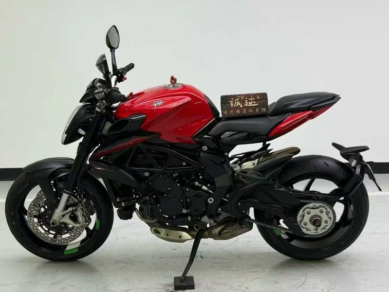 二手奥古斯塔Brutale 800