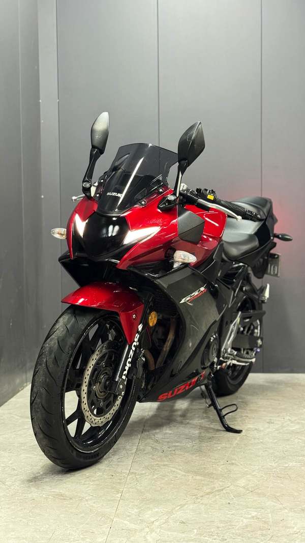 二手豪爵铃木GSX250R