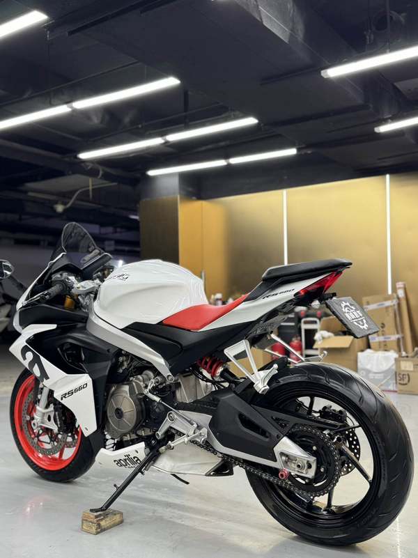 二手阿普利亚RS 660 