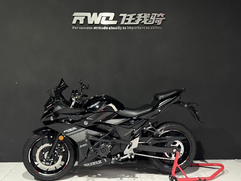 二手豪爵铃木GSX250R
