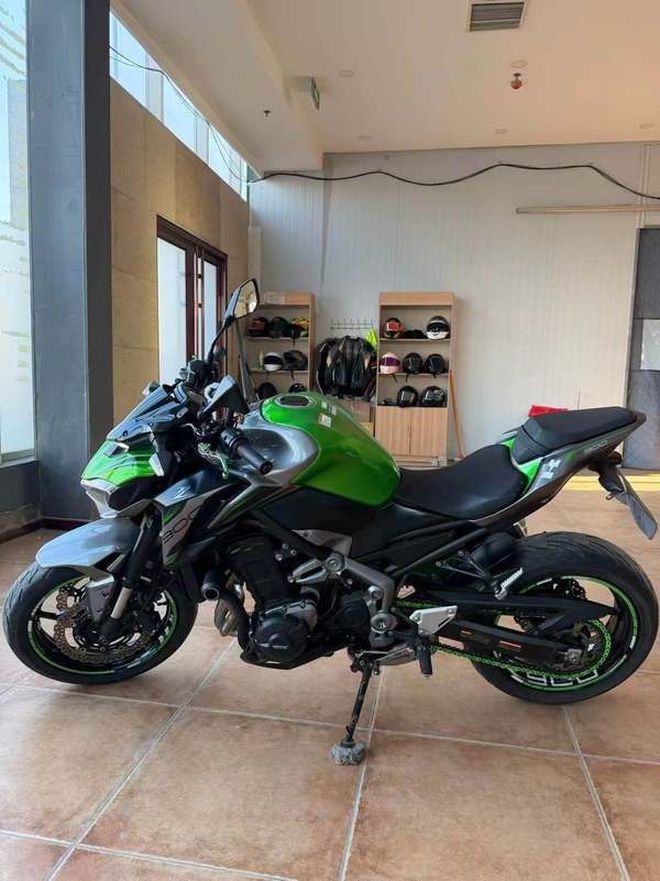 二手川崎Z900