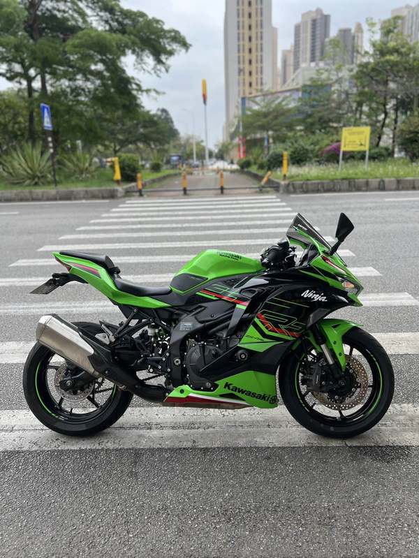 二手川崎ZX-4R