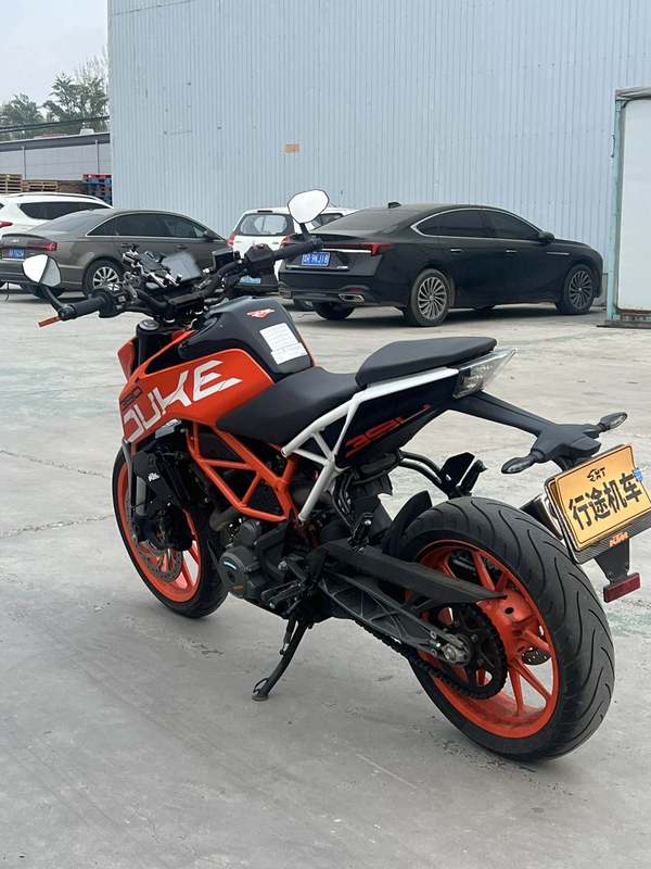 二手KTMR2R390 Duke