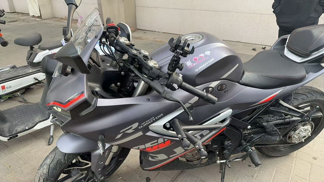二手QJMOTOR赛250