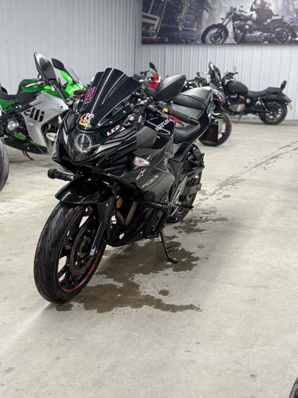 二手豪爵铃木GSX250R