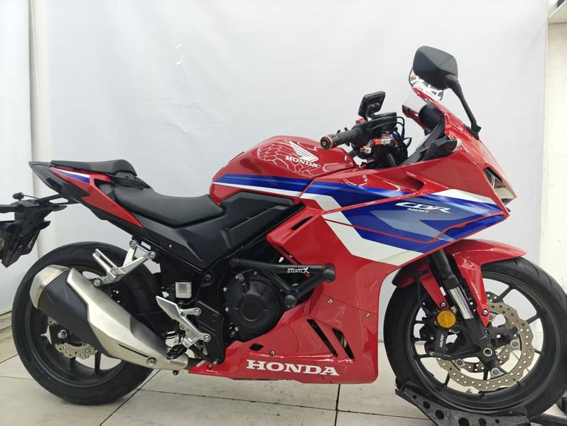 二手本田CBR400R