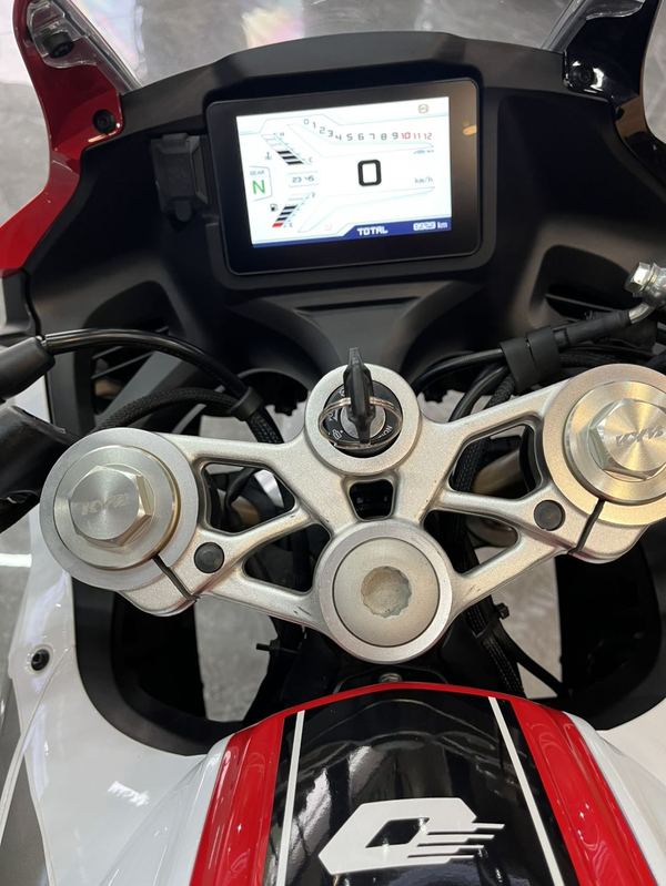 二手QJMOTOR赛250