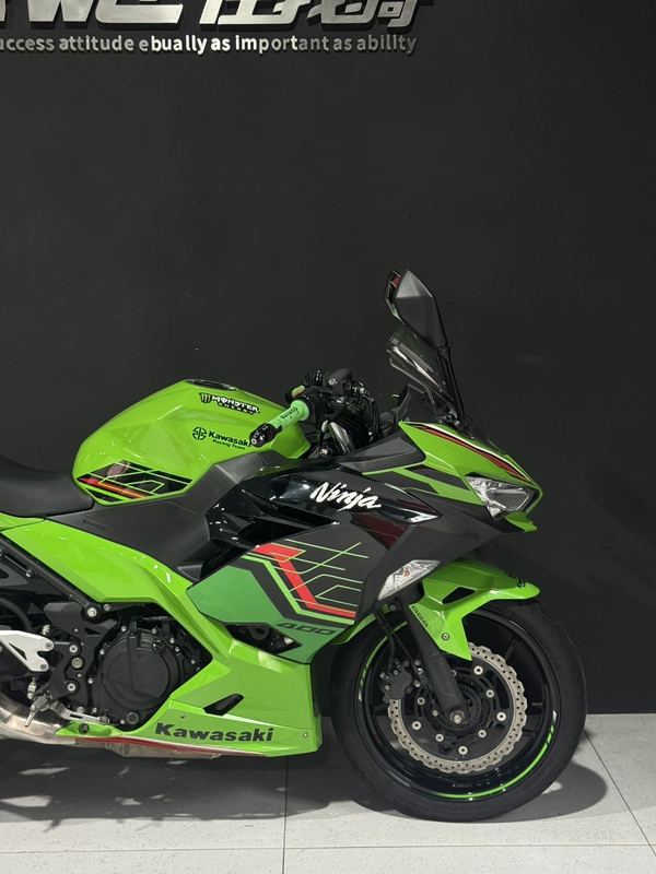 二手川崎Ninja 400