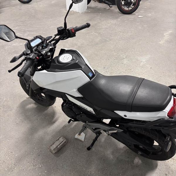 二手春风ST狒狒