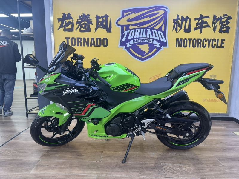 二手川崎Ninja 400