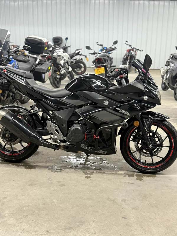 二手豪爵铃木GSX250R