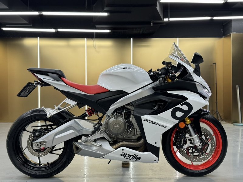 二手阿普利亚RS 660 