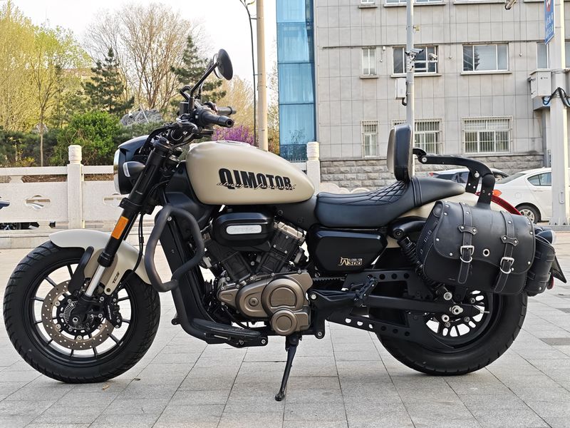 二手QJMOTOR闪300