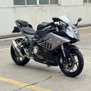 二手贝纳利龙卷风 Tornado 252R