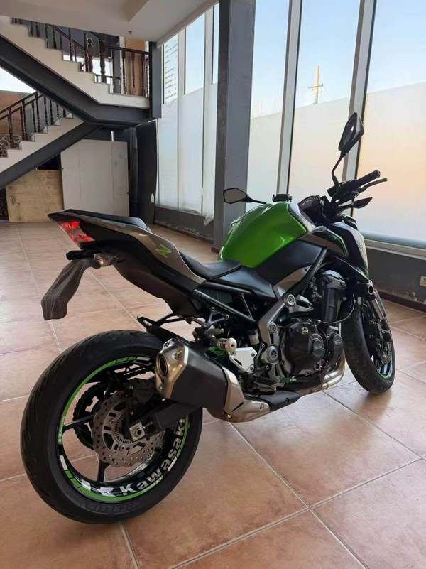 二手川崎Z900