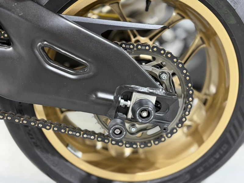 二手雅马哈YZF-R1