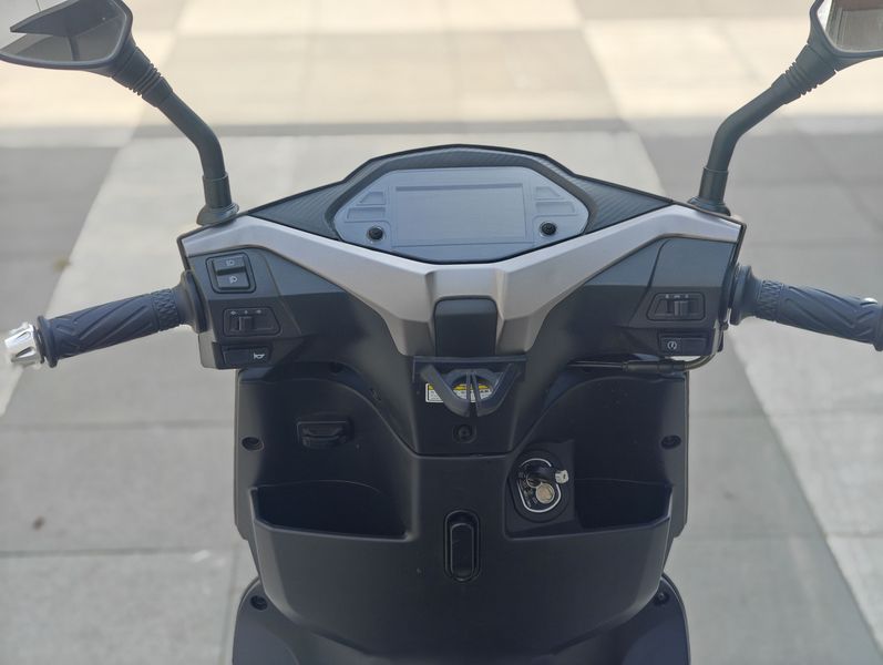 二手力帆GRH125 灰狗