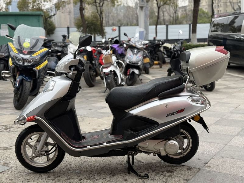 二手五羊本田SCR 喜蕴100