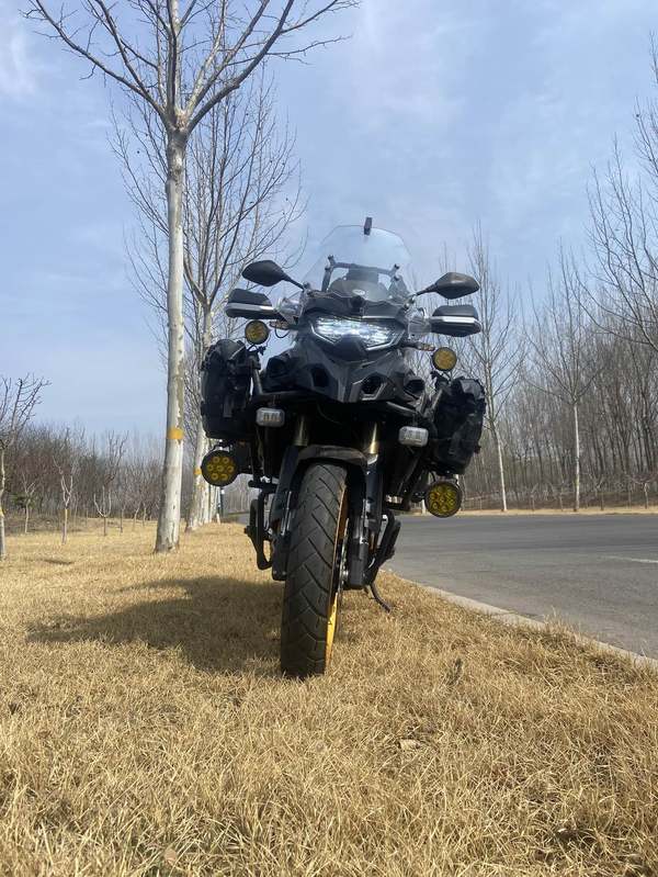 二手贝纳利TRK552