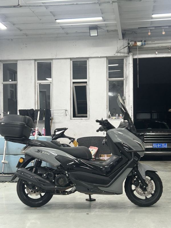 二手望雅猛士一代150