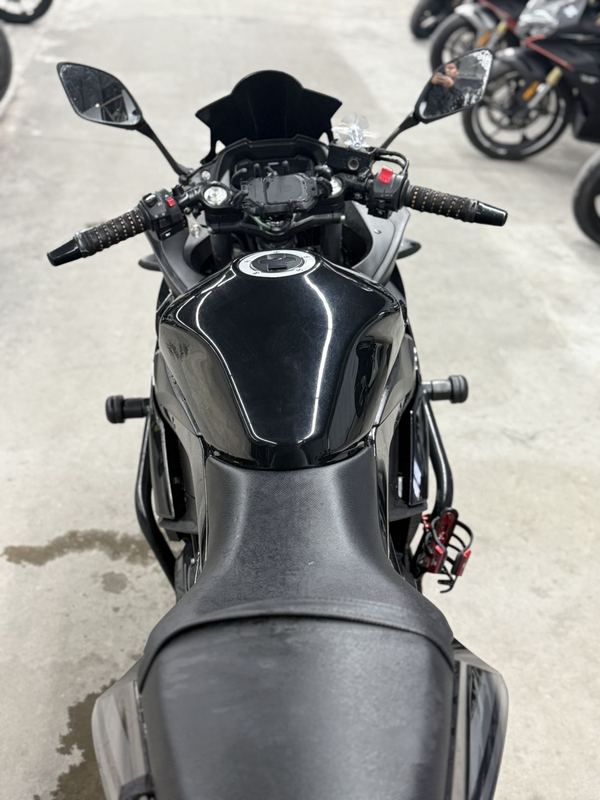 二手豪爵铃木GSX250R