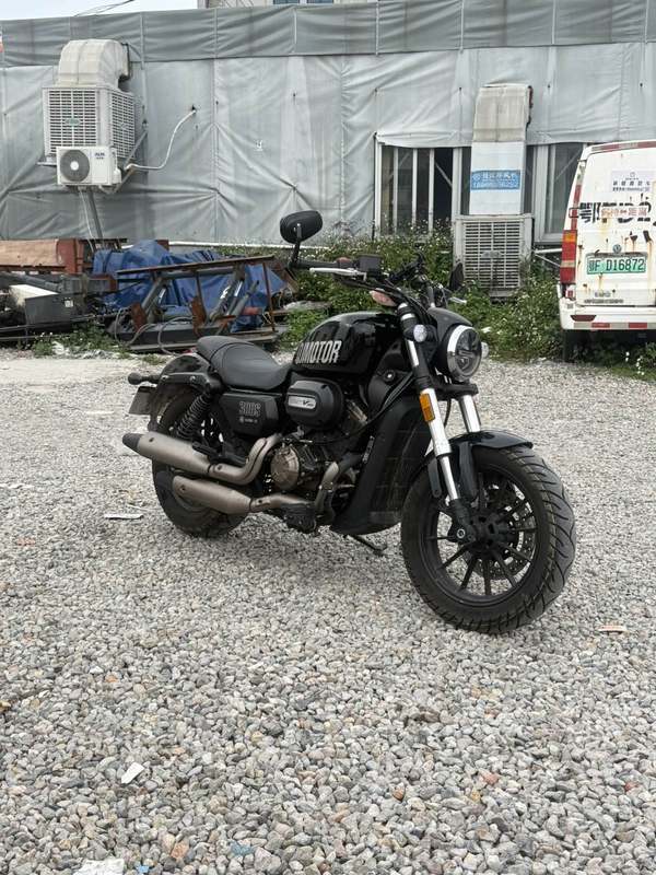 二手QJMOTOR闪300