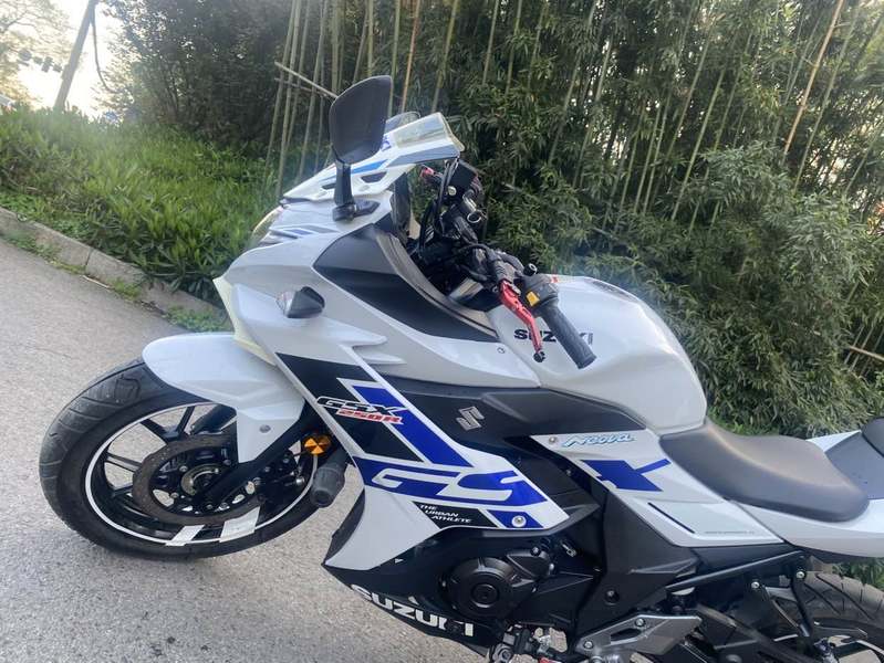 二手豪爵铃木GSX250R