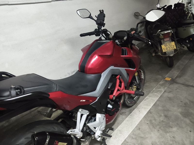 二手五羊本田CB190R 暴锋眼