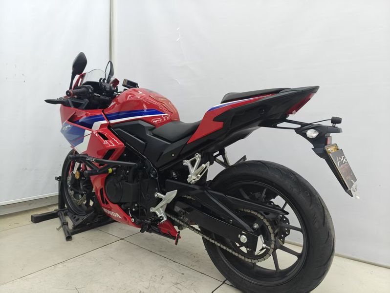 二手本田CBR400R