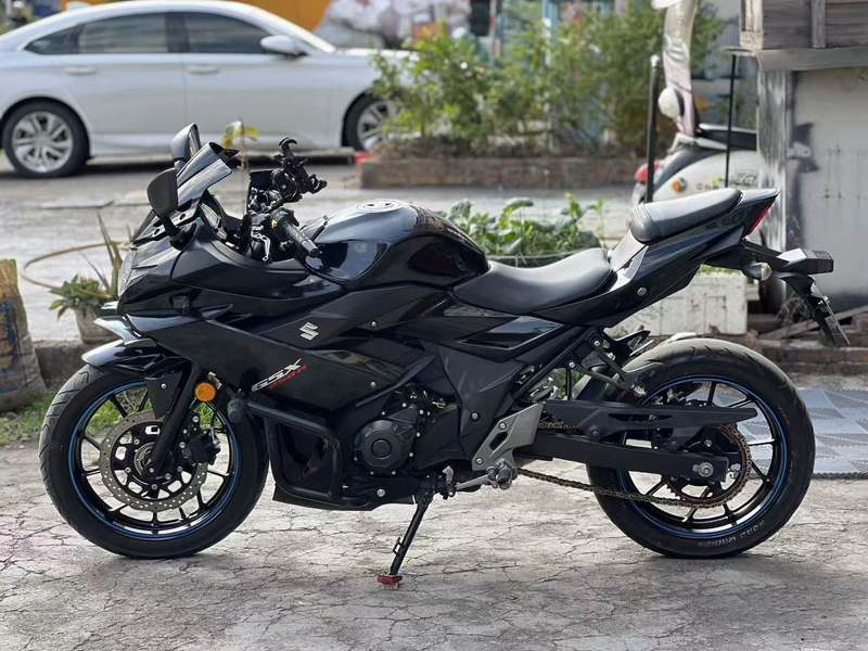 二手豪爵铃木GSX250R
