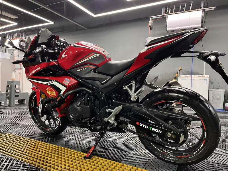 二手本田CBR400R