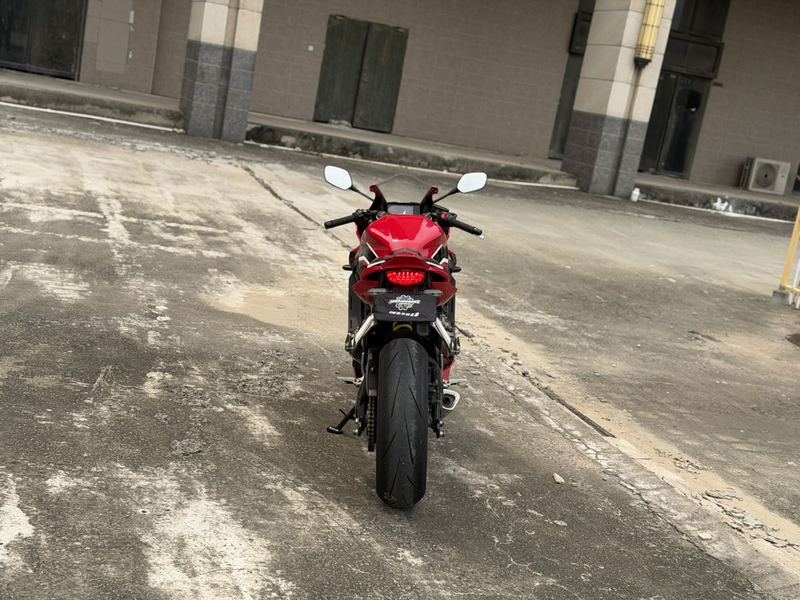二手本田CBR650R