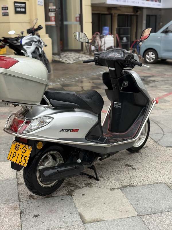 二手五羊本田SCR 喜蕴100