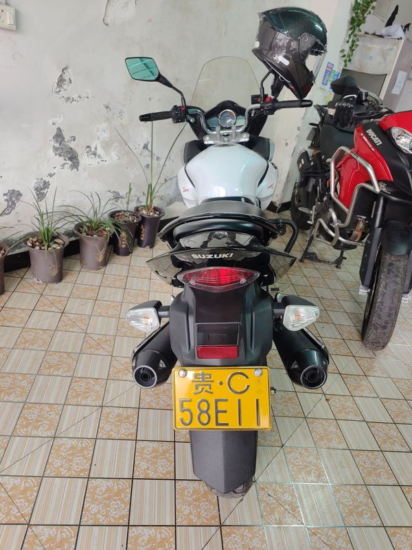 二手铃木GW 250F Inazuma 