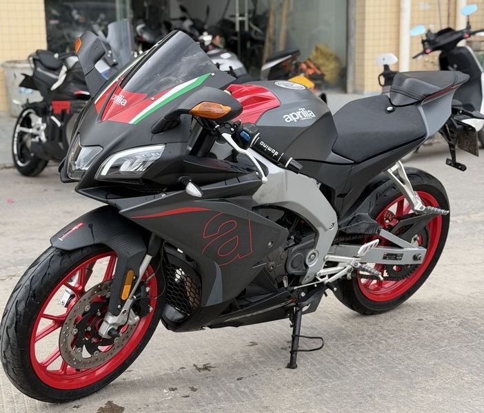 二手宗申阿普利亚GPR250R