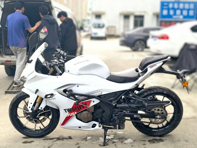 二手QJMOTOR赛250