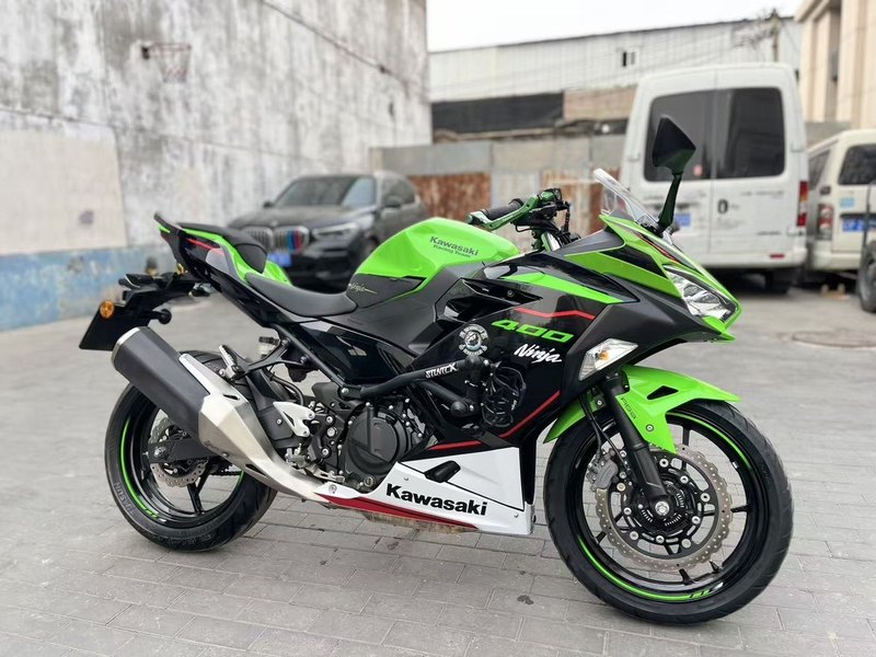 二手川崎Ninja 400