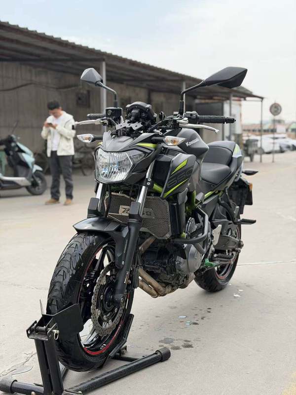 二手川崎Z650
