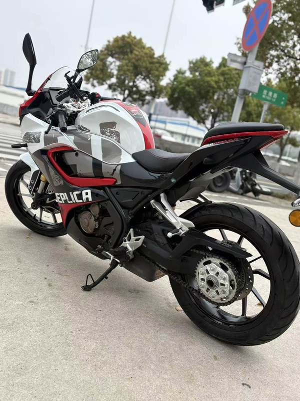 二手QJMOTOR赛250
